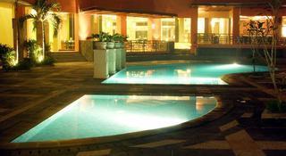 Grand Suka Hotel 3*