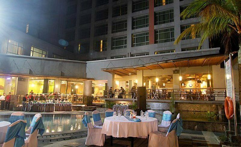 Hotel Grand Suka 3*